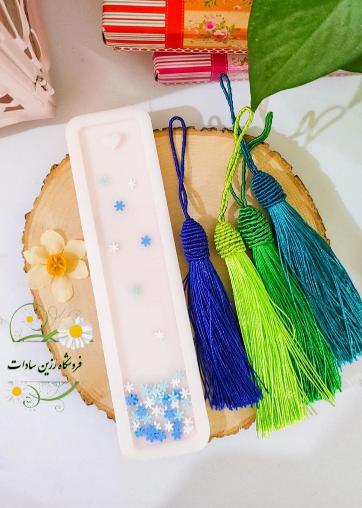 قالب بوکمارک با پین قلبی